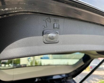 Синій Форд Куга, об'ємом двигуна 2 л та пробігом 211 тис. км за 14800 $, фото 7 на Automoto.ua