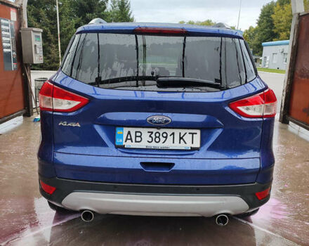 Синий Форд Куга, объемом двигателя 2 л и пробегом 242 тыс. км за 13900 $, фото 1 на Automoto.ua