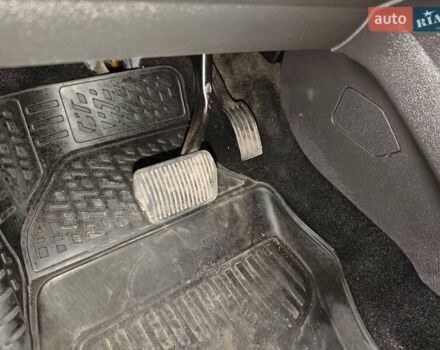 Синій Форд Куга, об'ємом двигуна 2 л та пробігом 180 тис. км за 11999 $, фото 30 на Automoto.ua