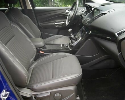 Синій Форд Куга, об'ємом двигуна 1.5 л та пробігом 126 тис. км за 15000 $, фото 6 на Automoto.ua