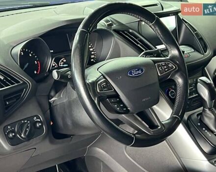 Синий Форд Куга, объемом двигателя 2 л и пробегом 248 тыс. км за 14999 $, фото 5 на Automoto.ua