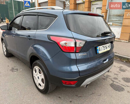 Синий Форд Куга, объемом двигателя 1.5 л и пробегом 145 тыс. км за 13500 $, фото 5 на Automoto.ua