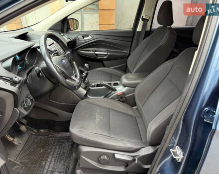 Синий Форд Куга, объемом двигателя 1.5 л и пробегом 145 тыс. км за 13500 $, фото 12 на Automoto.ua