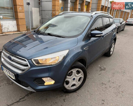 Синий Форд Куга, объемом двигателя 1.5 л и пробегом 145 тыс. км за 13500 $, фото 3 на Automoto.ua