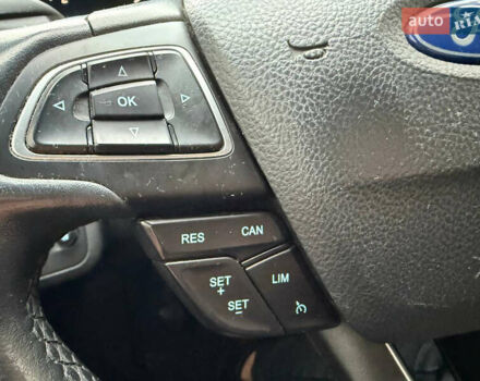 Синий Форд Куга, объемом двигателя 1.5 л и пробегом 145 тыс. км за 13500 $, фото 10 на Automoto.ua