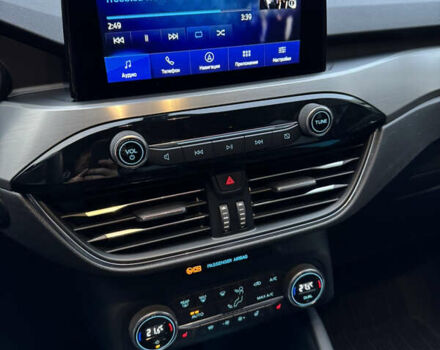 Синій Форд Куга, об'ємом двигуна 1.5 л та пробігом 28 тис. км за 26900 $, фото 13 на Automoto.ua