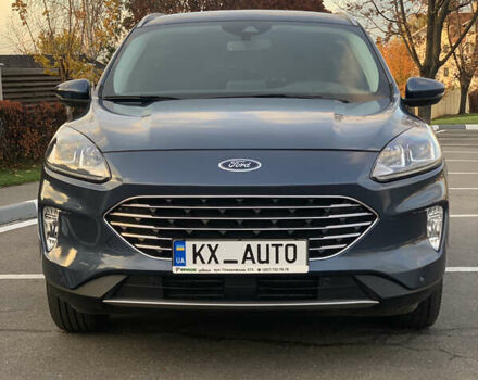 Синий Форд Куга, объемом двигателя 1.5 л и пробегом 22 тыс. км за 25800 $, фото 6 на Automoto.ua