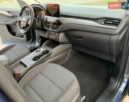 Синий Форд Куга, объемом двигателя 1.5 л и пробегом 22 тыс. км за 25800 $, фото 22 на Automoto.ua