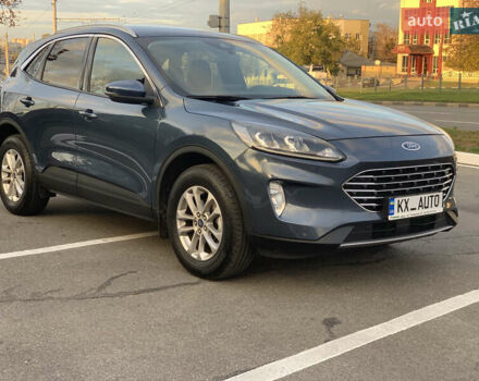 Синий Форд Куга, объемом двигателя 1.5 л и пробегом 22 тыс. км за 25800 $, фото 2 на Automoto.ua