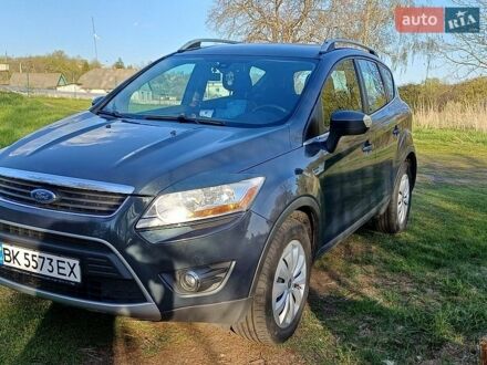 Синий Форд Куга, объемом двигателя 2 л и пробегом 262 тыс. км за 9099 $, фото 1 на Automoto.ua