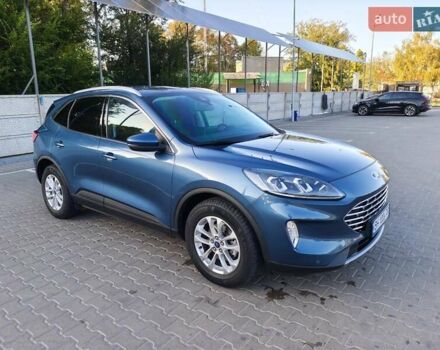 Синий Форд Куга, объемом двигателя 1.5 л и пробегом 50 тыс. км за 21500 $, фото 1 на Automoto.ua