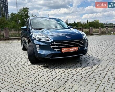 Синий Форд Куга, объемом двигателя 1.5 л и пробегом 51 тыс. км за 20900 $, фото 1 на Automoto.ua