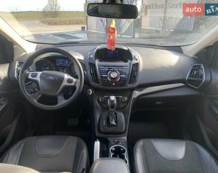Зелений Форд Куга, об'ємом двигуна 2 л та пробігом 211 тис. км за 12900 $, фото 20 на Automoto.ua