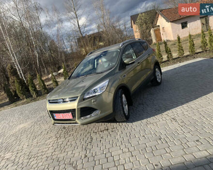 Зелений Форд Куга, об'ємом двигуна 2 л та пробігом 211 тис. км за 12900 $, фото 4 на Automoto.ua