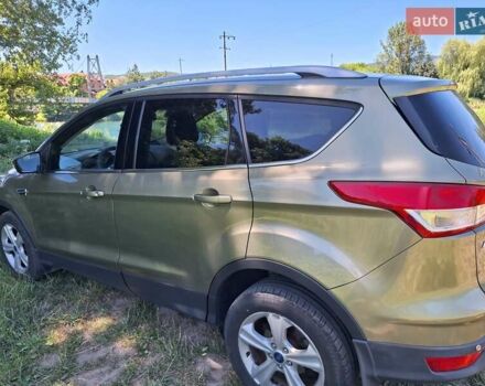 Форд Куга 2013 в Ужгороде на Automoto.ua Зеленый Форд Куга, объемом двигателя 2 л и пробегом 222 тыс. км за 11200 $, фото 6 на Automoto.ua