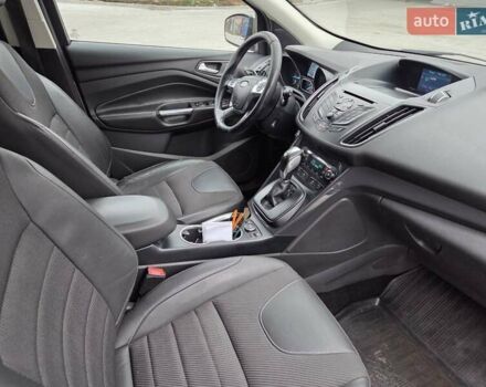 Зеленый Форд Куга, объемом двигателя 2 л и пробегом 262 тыс. км за 13300 $, фото 12 на Automoto.ua