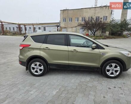 Зеленый Форд Куга, объемом двигателя 2 л и пробегом 262 тыс. км за 13300 $, фото 8 на Automoto.ua