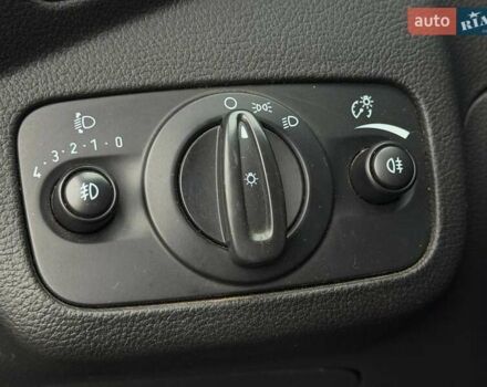 Форд Куга 2013 в Харькове на Automoto.ua Зеленый Форд Куга, объемом двигателя 2 л и пробегом 157 тыс. км за 12800 $, фото 36 на Automoto.ua