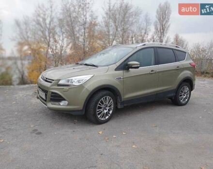Зеленый Форд Куга, объемом двигателя 2 л и пробегом 232 тыс. км за 11700 $, фото 2 на Automoto.ua