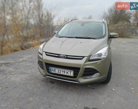 Зеленый Форд Куга, объемом двигателя 2 л и пробегом 232 тыс. км за 11700 $, фото 1 на Automoto.ua