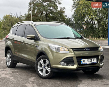 Зелений Форд Куга, об'ємом двигуна 2 л та пробігом 189 тис. км за 12999 $, фото 1 на Automoto.ua
