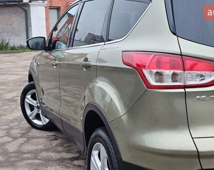 Зелений Форд Куга, об'ємом двигуна 2 л та пробігом 155 тис. км за 12500 $, фото 11 на Automoto.ua