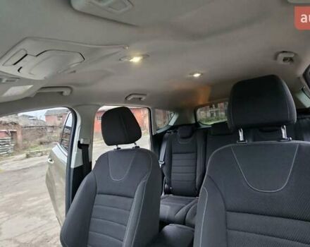 Зелений Форд Куга, об'ємом двигуна 2 л та пробігом 155 тис. км за 12500 $, фото 32 на Automoto.ua