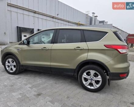 Зеленый Форд Куга, объемом двигателя 2 л и пробегом 262 тыс. км за 13300 $, фото 2 на Automoto.ua