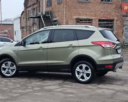 Зелений Форд Куга, об'ємом двигуна 2 л та пробігом 155 тис. км за 12500 $, фото 3 на Automoto.ua