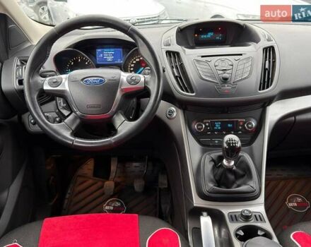 Форд Куга 2013 в Харькове на Automoto.ua Зеленый Форд Куга, объемом двигателя 2 л и пробегом 157 тыс. км за 12800 $, фото 23 на Automoto.ua