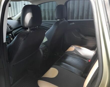 Зеленый Форд Куга, объемом двигателя 2 л и пробегом 147 тыс. км за 12000 $, фото 4 на Automoto.ua