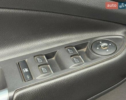 Форд Куга 2013 в Харькове на Automoto.ua Зеленый Форд Куга, объемом двигателя 2 л и пробегом 157 тыс. км за 12800 $, фото 35 на Automoto.ua