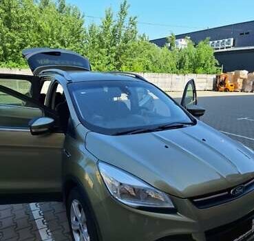 Форд Куга 2013 в Ужгороде на Automoto.ua Зеленый Форд Куга, объемом двигателя 2 л и пробегом 222 тыс. км за 11200 $, фото 22 на Automoto.ua