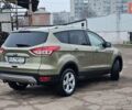 Зелений Форд Куга, об'ємом двигуна 2 л та пробігом 155 тис. км за 12500 $, фото 6 на Automoto.ua