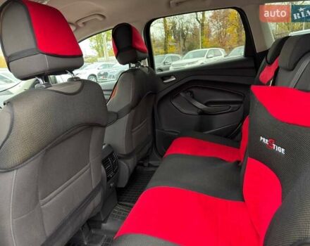 Форд Куга 2013 в Харькове на Automoto.ua Зеленый Форд Куга, объемом двигателя 2 л и пробегом 157 тыс. км за 12800 $, фото 14 на Automoto.ua