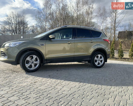 Зелений Форд Куга, об'ємом двигуна 2 л та пробігом 211 тис. км за 12900 $, фото 7 на Automoto.ua