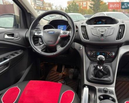 Форд Куга 2013 в Харькове на Automoto.ua Зеленый Форд Куга, объемом двигателя 2 л и пробегом 157 тыс. км за 12800 $, фото 21 на Automoto.ua