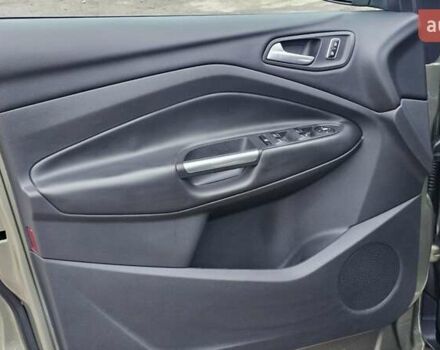 Зелений Форд Куга, об'ємом двигуна 2 л та пробігом 155 тис. км за 12500 $, фото 27 на Automoto.ua