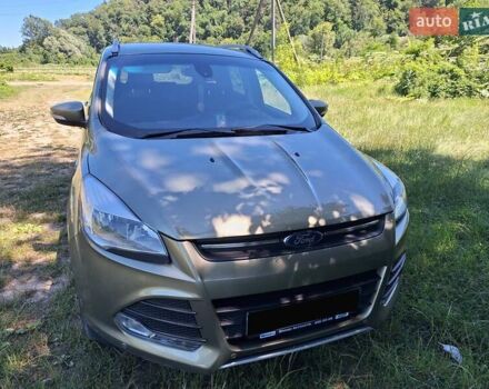 Форд Куга 2013 в Ужгороде на Automoto.ua Зеленый Форд Куга, объемом двигателя 2 л и пробегом 222 тыс. км за 11200 $, фото 8 на Automoto.ua