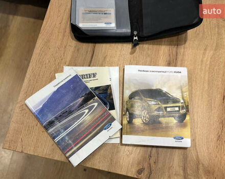 Зелений Форд Куга, об'ємом двигуна 2 л та пробігом 189 тис. км за 12999 $, фото 50 на Automoto.ua