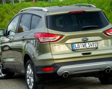 Зеленый Форд Куга, объемом двигателя 2 л и пробегом 206 тыс. км за 8100 $, фото 11 на Automoto.ua