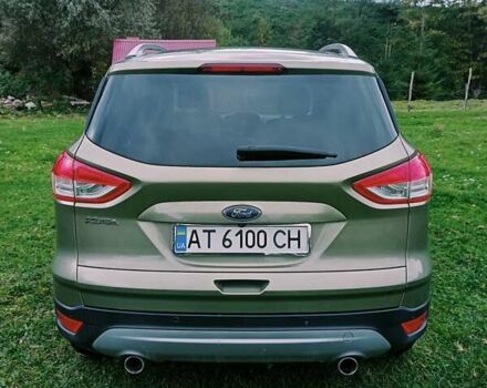 Зелений Форд Куга, об'ємом двигуна 2 л та пробігом 105 тис. км за 15500 $, фото 4 на Automoto.ua
