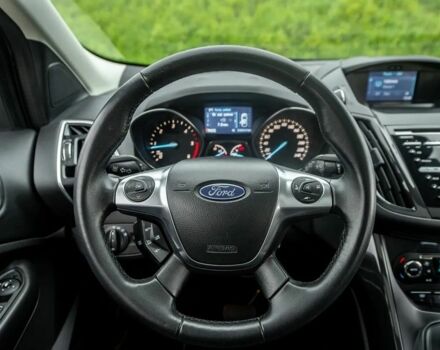 Зеленый Форд Куга, объемом двигателя 2 л и пробегом 206 тыс. км за 8100 $, фото 21 на Automoto.ua