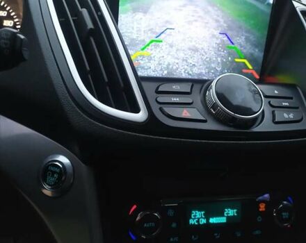 Форд Куга 2015 в Кривом Роге на Automoto.ua Зеленый Форд Куга, объемом двигателя 2 л и пробегом 167 тыс. км за 11900 $, фото 20 на Automoto.ua