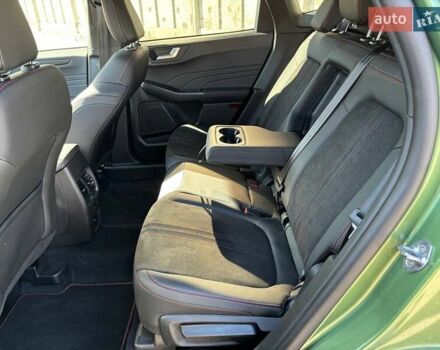 Зеленый Форд Куга, объемом двигателя 1.5 л и пробегом 1 тыс. км за 37000 $, фото 9 на Automoto.ua