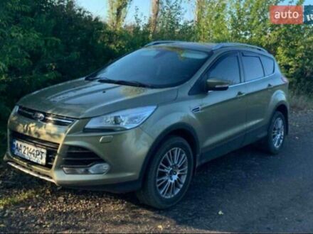 Форд Куга 2013 у Києві на Automoto.ua Зелений Форд Куга, об'ємом двигуна 2 л та пробігом 170 тис. км за 11200 $, фото 1 на Automoto.ua