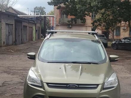 Форд Куга 2013 у Києві на Automoto.ua Зелений Форд Куга, об'ємом двигуна 2 л та пробігом 94 тис. км за 14000 $, фото 1 на Automoto.ua