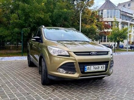 Форд Куга 2013 в Одессе на Automoto.ua Зеленый Форд Куга, объемом двигателя 2 л и пробегом 108 тыс. км за 12300 $, фото 1 на Automoto.ua