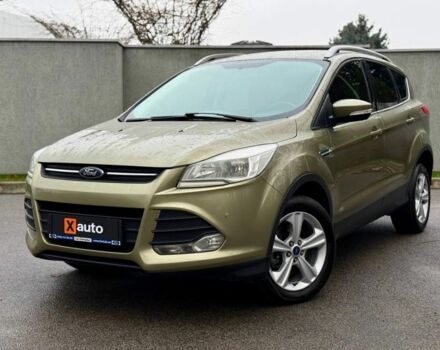 Зеленый Форд Куга, объемом двигателя 2 л и пробегом 189 тыс. км за 12499 $, фото 1 на Automoto.ua