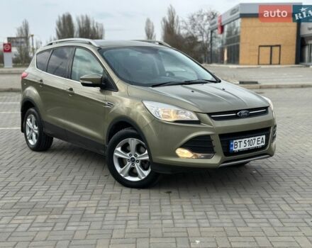 Зеленый Форд Куга, объемом двигателя 2 л и пробегом 185 тыс. км за 11300 $, фото 1 на Automoto.ua